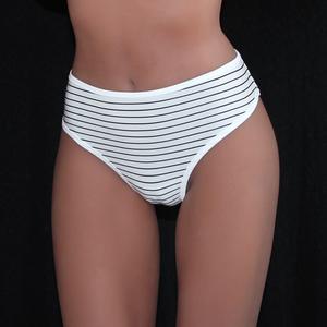 Poppy Zita Brazil tanga, Fehér-fekete