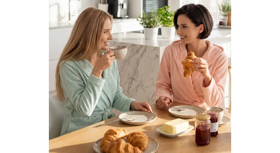 Miért kerül elő újra a köntös a hűvösebb tavaszi napokon?